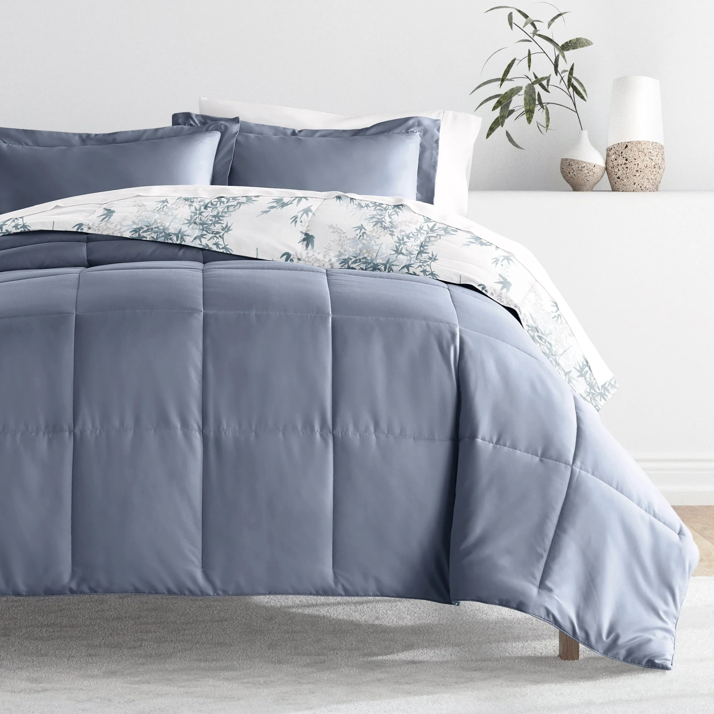 Bamboo Leaves Reversible Down-Alternative Comforter Set