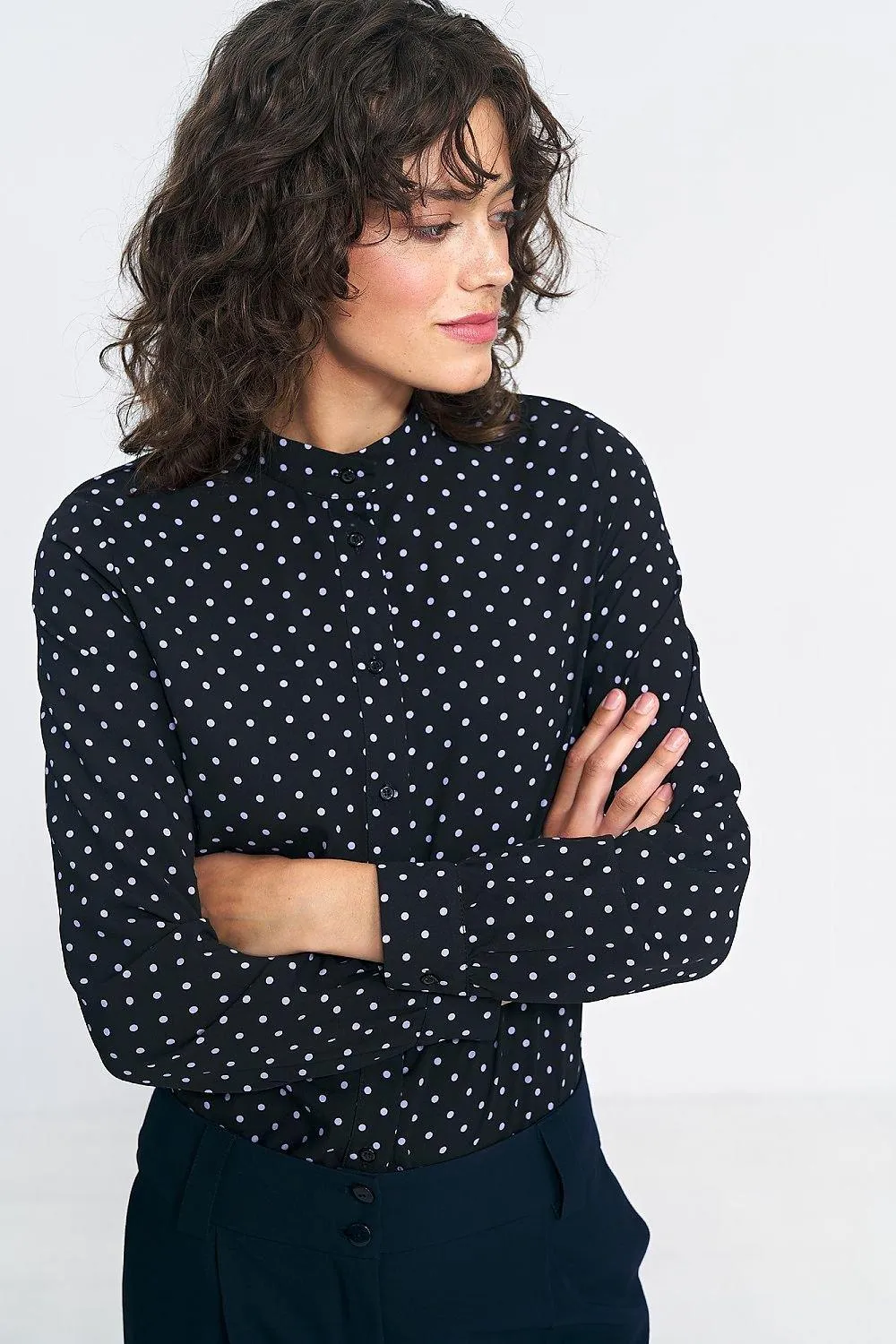 Chic Collared Long Sleeve Shirt with Pea Print for Effortless Autumn Style