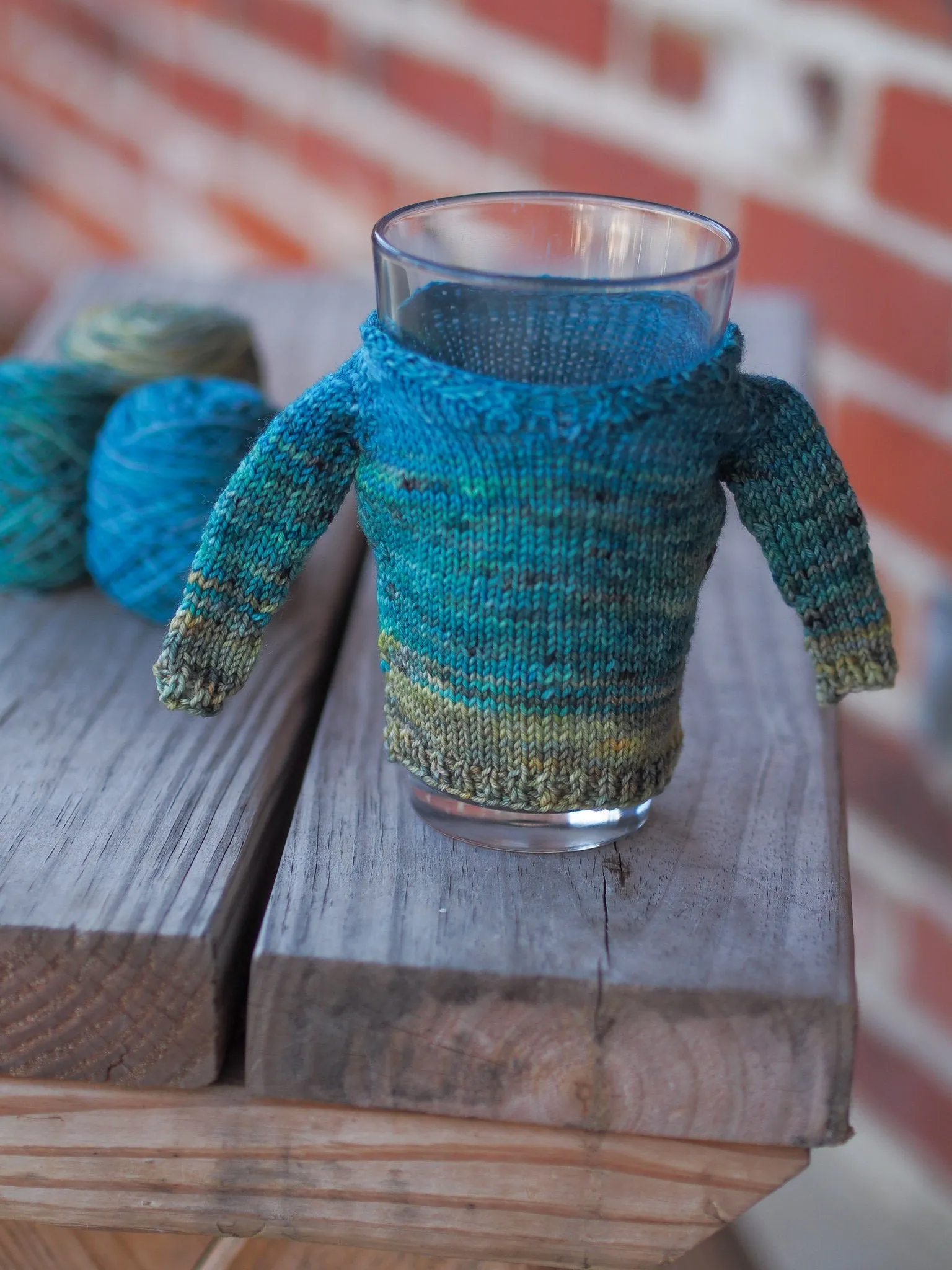 Cold Brew Koozie Hand Knitting Pattern Fingering Weight