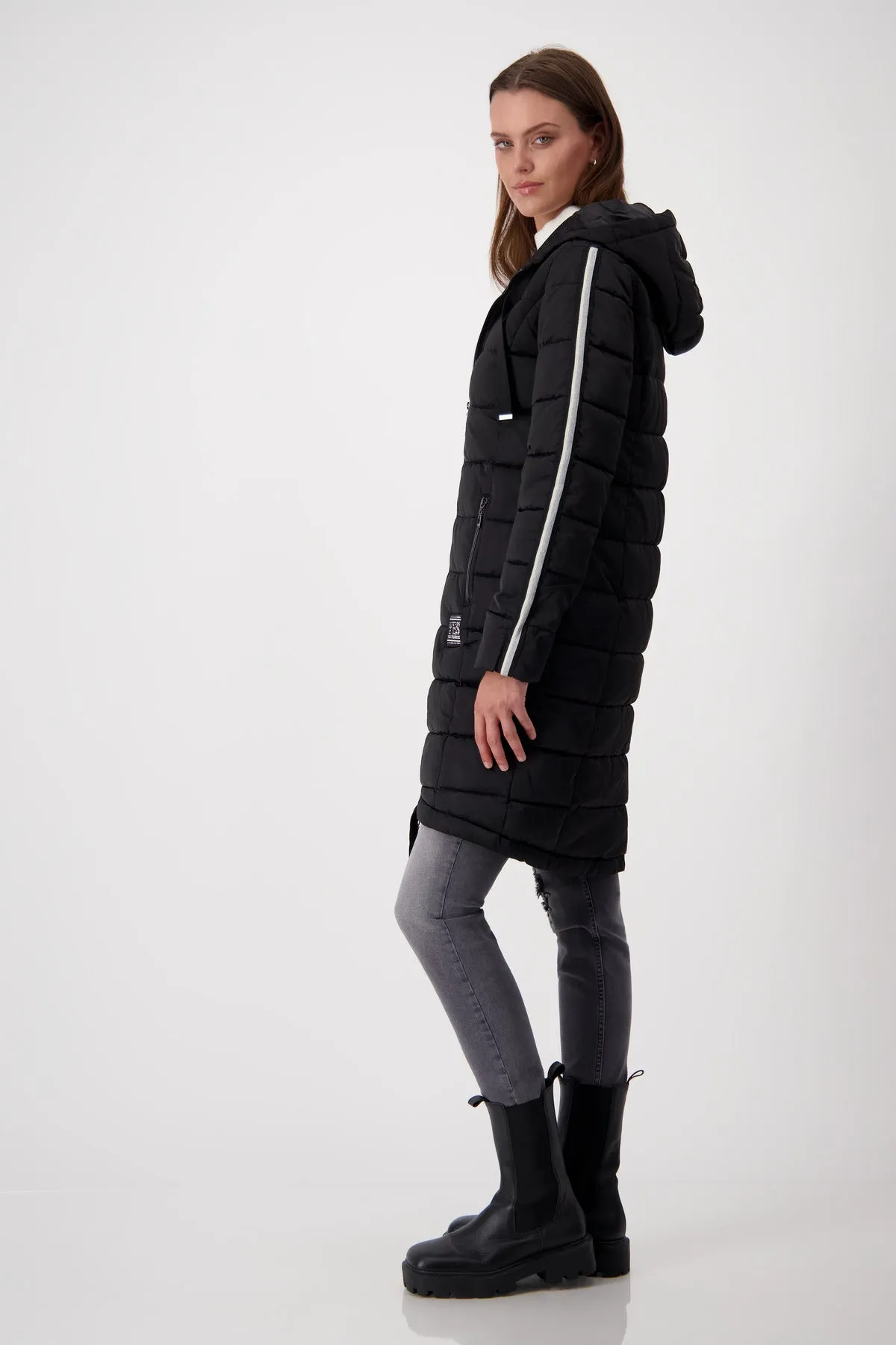 MONARI Black Coat