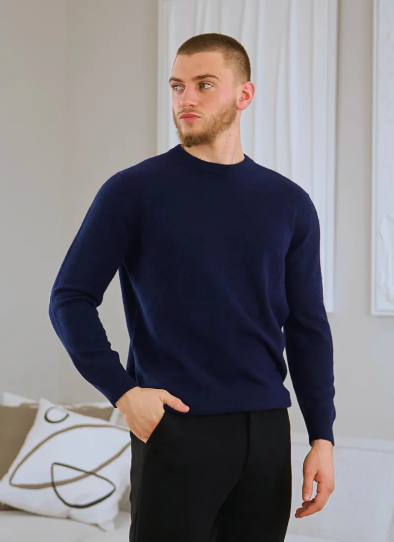 Soft Wool Fine Knit Sweater - Navy