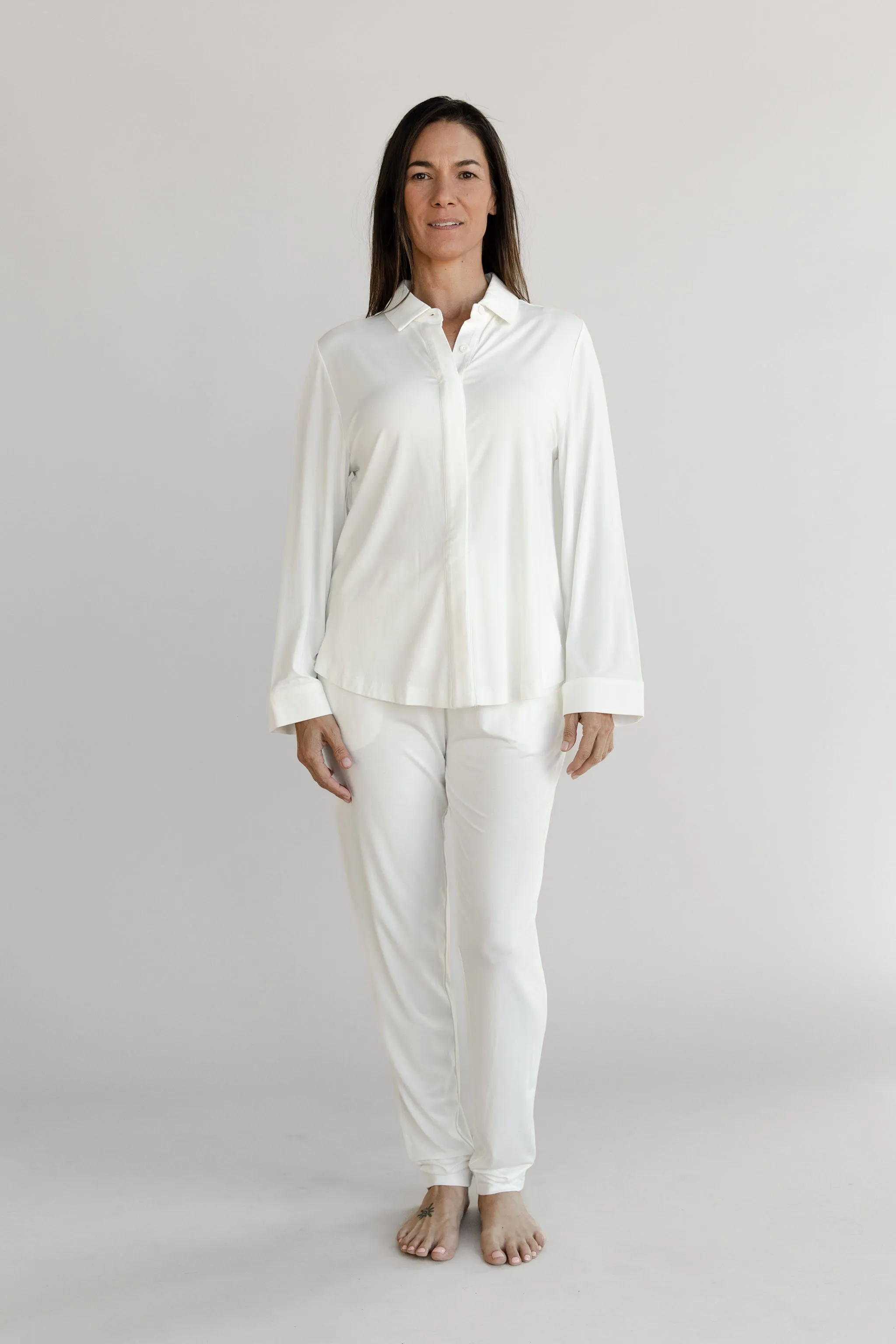 Stretch Knit Bamboo Collared Long Sleeve Button Down